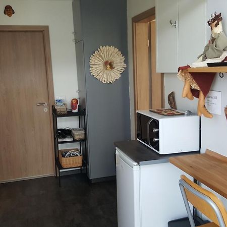 Ferienwohnung Hvita Husith, Kirkjubraut 48 Höfn Exterior foto