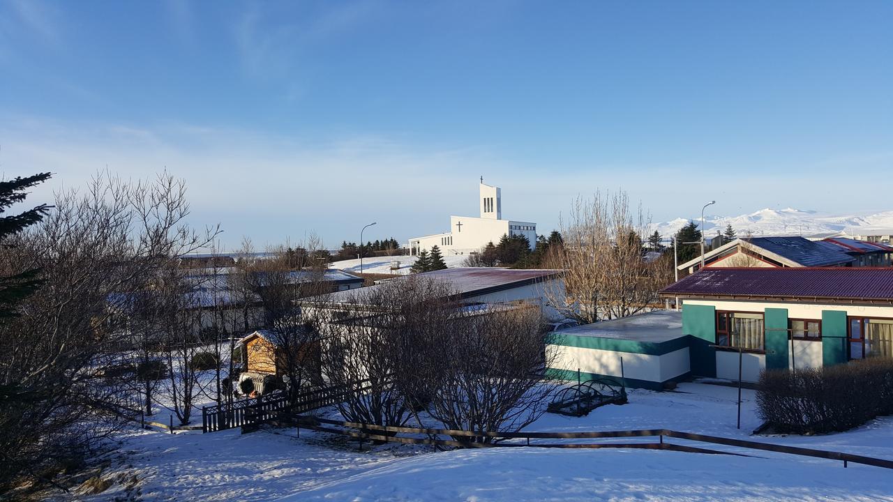 Ferienwohnung Hvita Husith, Kirkjubraut 48 Höfn Exterior foto